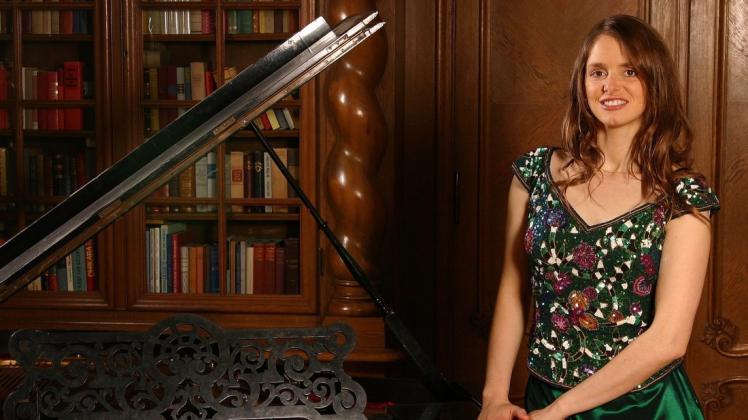 Die Pianistin Christiane Klonz fühlt sich in der Welt und in der Region zu Hause.