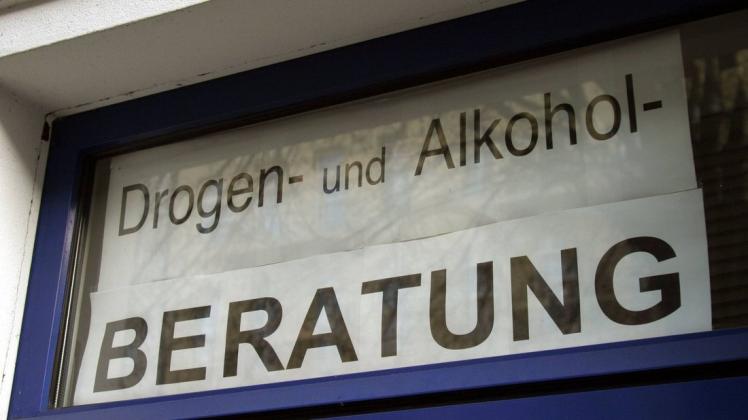 Allein im vergangenen Jahr sind in Deutschland 1581 Menschen an illegalen Drogen gestorben. Beratungsstellen helfen deutschlandweit Suchtkranken beim Ausstieg aus dem Drogenkonsum.