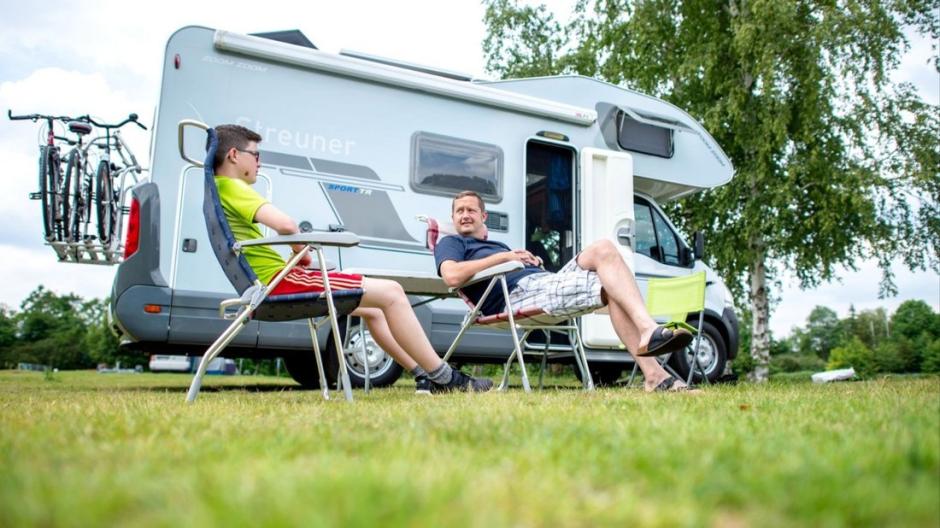 Volkswagen T5 Transporter Camper Ausbau Bett Küche Womo Abnahme - CARSTYLE  Inhaber Stephan Wolf