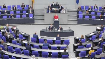 Der aktuelle Bundestag zählt 631 Parlamentarierinnen und Parlamentarier.
