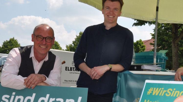 Treten erstmals zur Landtagswahl an: FPA-Bundesparteichef Luca Piwodda (r.) aus Greifswald und Martin Ebert aus dem Landkreis Ludwigslust-Parchim.