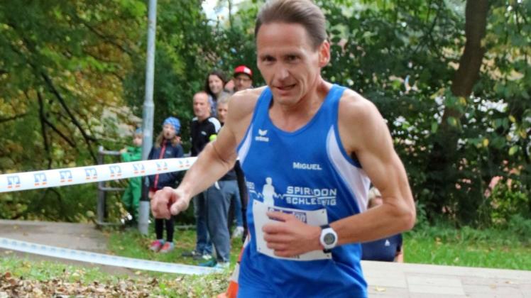 Miguel Molero-Eichwein Gewinnt 10. Schleswiger Treppenlauf. | SHZ