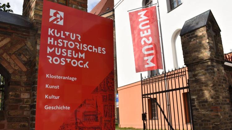Am Mittwoch beginnen die Klostertage Rostock rund um das Kulturhistorische Museum. Die Besucher erwartet bis Sonntag ein buntes Kulturprogramm mit vielen Aktionen, eröffnet mit einem festlich-historischen Umzug durch die Rostocker Altstadt.