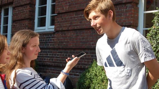 Wählen ab 18: Linus (17) findet das Argument, 16-Jährige seien vielleicht noch nicht genug informiert fürs Wählen, nicht richtig. 