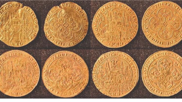 Diese Goldmünzen sind in Emsbüren auf einem Acker und in einem Waldstück gefunden worden. Zwei weitere sind nicht auf dem Foto.