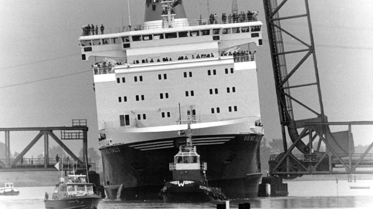 Die auf der Papenburger Meyer-Werft für die finnische Reederei Viking gebaute Fähre "Viking Sally" wurde 1987 Schauplatz eines Mordes.