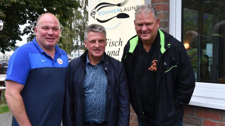 Dirk Schiewer freute sich auf den Fan-Talk mit Andreas Zachhuber und Frank Pagelsdorf (r.).