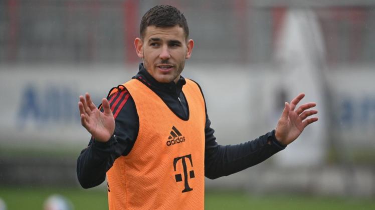 Am Dienstag trainierte Lucas Hernandez in München beim FC Bayern. Am Sonntag steht das Spitzenspiel bei Bayer Leverkusen für den Rekordmeister an. Mit Lucas Hernandez?