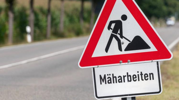 Mäh- und Gehölzpflegearbeiten können auf der B51 bei Belm und zwischen Leckermühle und der Landesgrenze zu NRW zu Verkehrsbehinderungen führen. (Symbolfoto)