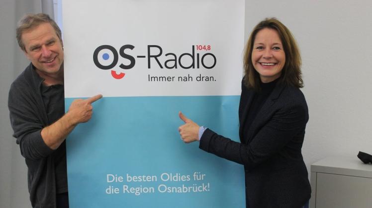 Geschäftsführerin Simone Wölfel und Chefredakteur Andreas Menke freuen sich über 25 Jahre OS-Radio 104,8.