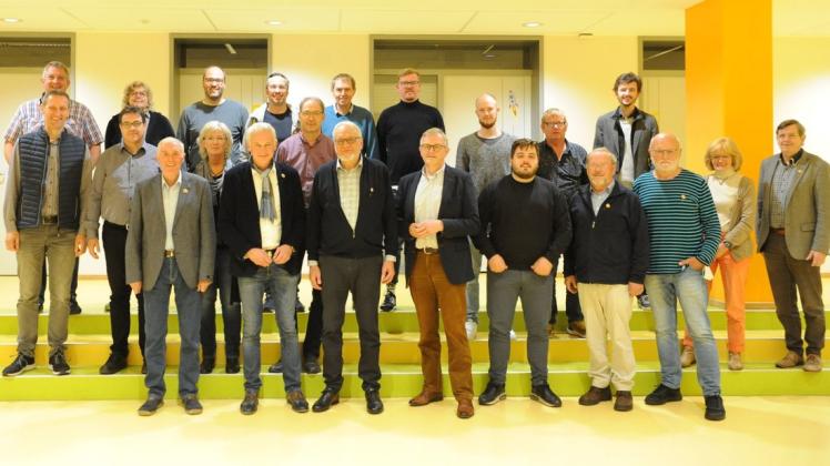 Kontinuität und Wandel: Geehrte und scheidende Mitglieder des Bersenbrück Stadtrates.