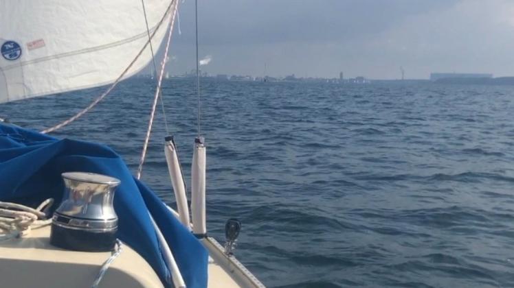 Beliebtes Wassersportrevier und Lebensraum zahlreicher geschützter Vogelarten: die Wismarbucht vor den Toren der Hansestadt.