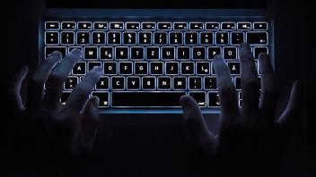 Die Cyber-Attacke hat Folgen: Die Stadtverwaltung Schwerin ist zwar wieder telefonisch erreichbar, jedoch nicht per E-Mail.