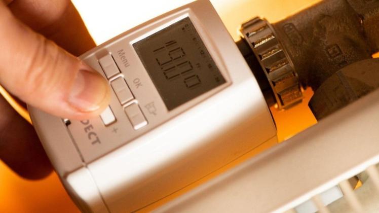 Programmierbare Thermostatventile können zum Energiesparen beitragen. (Symbolbild)