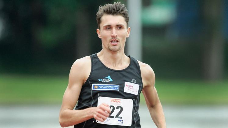 Lief bei den Deutschen Meisterschaften in Hamburg in 1:03:05 Stunden eine neue persönliche Halbmarathon-Bestleistung: Tom Gröschel vom TC FIKO Rostock Lief bei den Deutschen Meisterschaften in Hamburg in 1:03:05 Stunden eine neue persönliche Halbmarathon-Bestleistung: Tom Gröschel vom TC FIKO Rostock