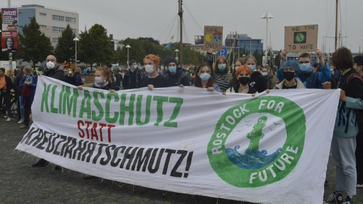 In Rostock demonstrierten vor einem Monat 1000 Menschen.