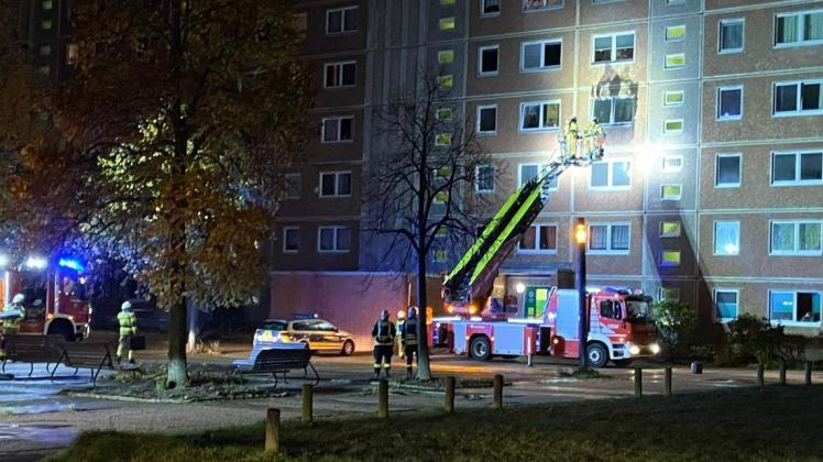 Nächtlicher Einsatz am Berliner Platz: Ein piepender Rauchmelder löste am Mittwochabend einen Einsatz der Feuerwehr aus.