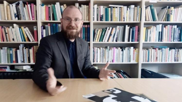 Prof. Andreas Wolfsteiner leitet das Deutsche Archiv für Theaterpädagogik (DATP), das seinen Sitz in Lingen hat