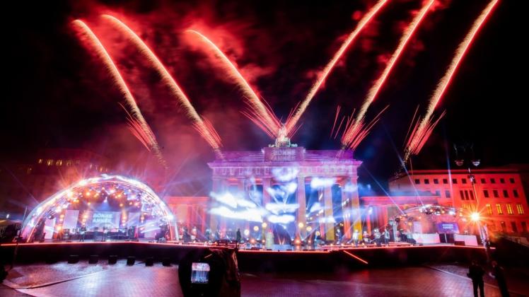 Im vergangenen Jahr wurde zu Neujahr bei der ZDF-Silvestershow "Willkommen 2021" am Brandenburger Tor nur ein kleines Feuerwerk gezündet.