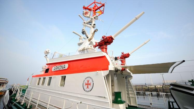 Der Rettungskreuzer ARKONA am Alten Strom in Warnemünde.
