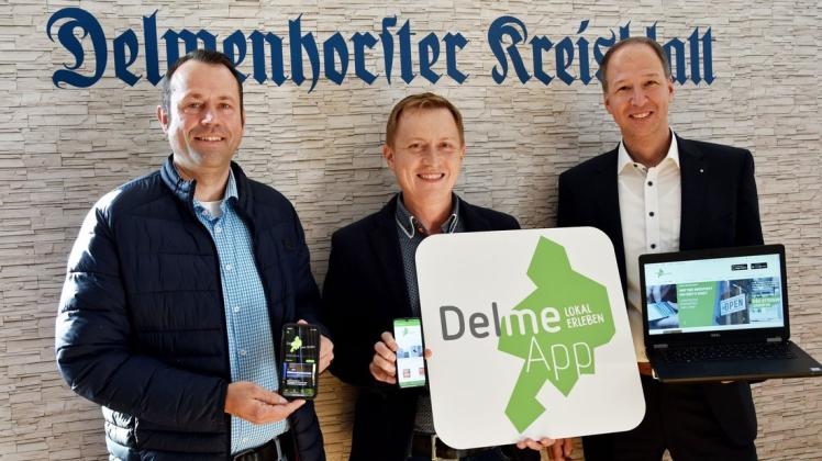 Starten mit der Delme-App einen digitalen Marktplatz für Delmenhorst (von links): Tim Ehlers (Teamleiter, Medienvertrieb Delmenhorst), Alexander Grote (Online Sales Manager, Delmenhorster Kreisblatt) und Thorsten Schulze (Geschäftsführer DK Medien GmbH).