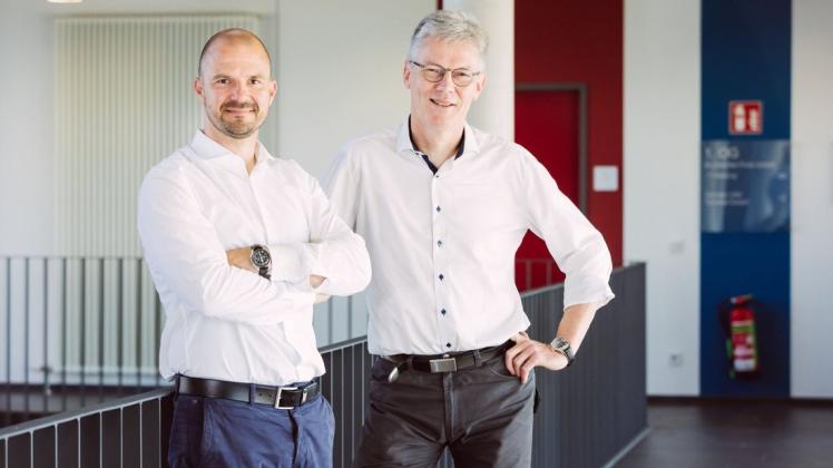 Bringen die Gesellschaft Wärme Westholstein an den Start: Brunsbüttels Stadtwerkechef Andreas Wulff (l.) und EGW-Geschäftsführer Guido Austen.
