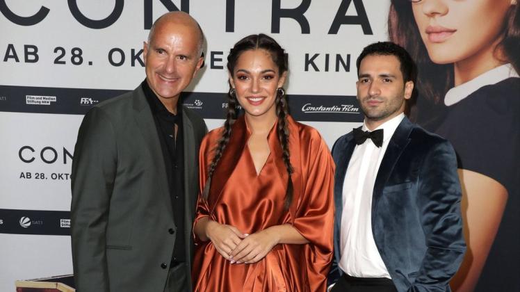 Christoph Maria Herbst, Nilam Farooq und Hassan Akkouch bei der Contra Kino Premiere am 27. Oktober in Berlin.
