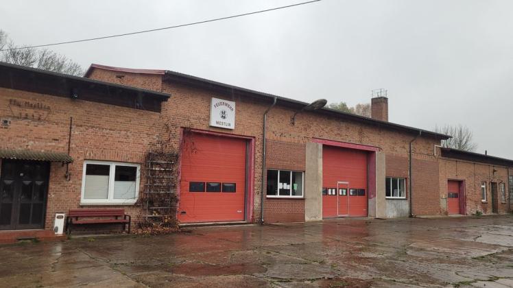 Das Gerätehaus der Freiwilligen Feuerwehr Mestlin ist baufällig. Ein Neubau soll Abhilfe schaffen.