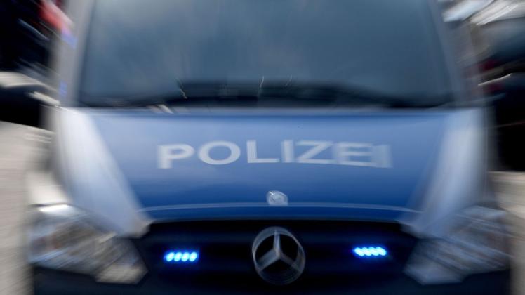 Eine 43-Jähriger hat in Lütjenburg zwei Verkäuferinnen in einem Supermarkt verletzt.
