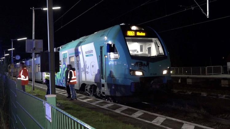 Am Abend des 18. November musste in Wissingen ein Zug evakuiert werden.