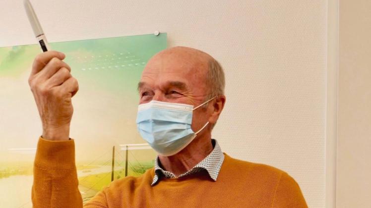 Bei Albert Grothaus (72) wurde Diabetes mellitus Typ 2 diagnostiziert, doch die Insulinspritze kann jetzt weg. Bei Albert Grothaus (72) wurde Diabetes mellitus Typ 2 diagnostiziert, doch die Insulinspritze kann jetzt weg.