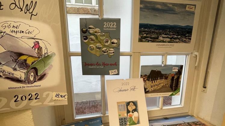 Verschiedene Jahreskalender aus Osnabrück wird es auch für das Jahr 2022 geben. Zu erwerben sind diese beispielsweise in der Tourist-Info in der Altstadt.