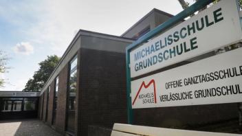Für die Michaelisschule ist eine bis zu 16,1 Millionen Euro teure Neubaulösung geplant. Die Kosten sind inklusive Jugendtreff.