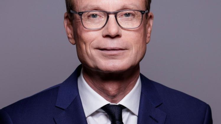 Jochen Schulte, bislang Parlamentarischer Geschäftsführer der SPD-Landtagsfraktion, wechselt als Staatssekretär ins Wirtschaftsministerium.