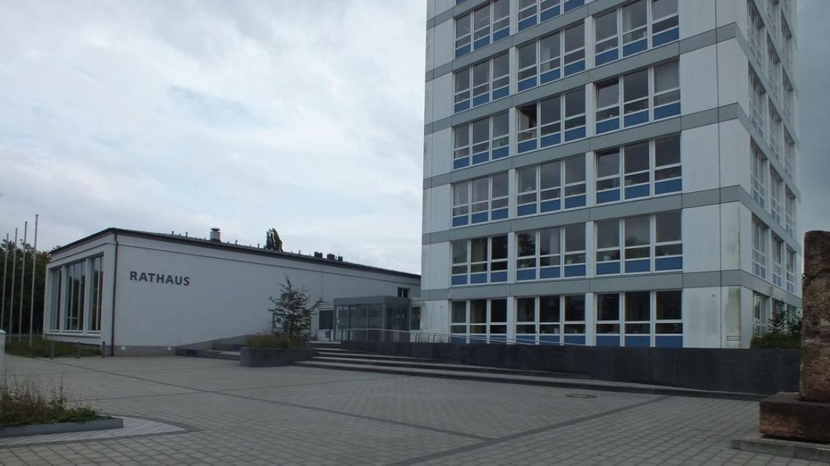 Scheinfeld Rathaus Schenefeld bekommt 1,4 Millionen Euro Unterstützung