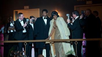 Manager und Ehemann Ted White (Marlon Wayans) und Aretha Franklin (Jennifer Hudson) im Rampenlicht des Erfolges. Foto: Quantrell D. Colbert, Metro-Goldwyn-Mayer Pictures Inc.