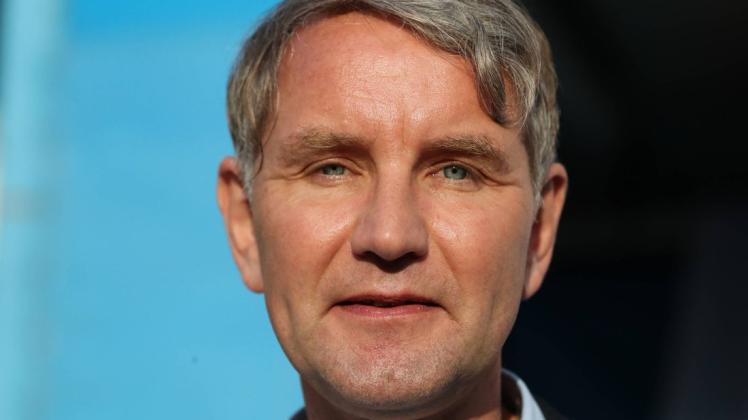 Gegen AfD-Politiker Björn Höcke wird laut eines Berichts wegen eines Nazi-Spruchs ermittelt.