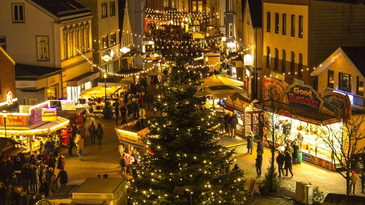 Barmstedter Weihnachtsmarkt mit 2G, Zäunen und 1800 Besuchern SHZ