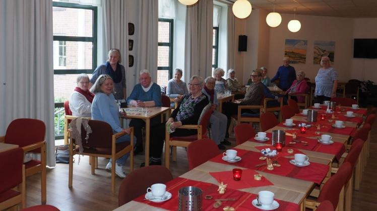 Der Awo-Ortsverein in Uetersen lädt vorerst weiterhin zu den Treffen am Mittwoch ein. Diese beginnen um 13.30 Uhr in der Anna-Sievers-Begegnungsstätte.