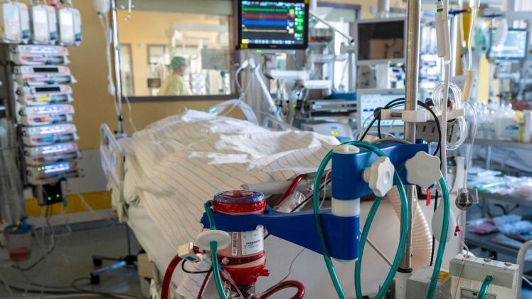 Im Klinikum Itzehoe laufen die Vorbereitungen, um Covid-Intensiv-Patienten aus überlasteten Regionen aufzunehmen.