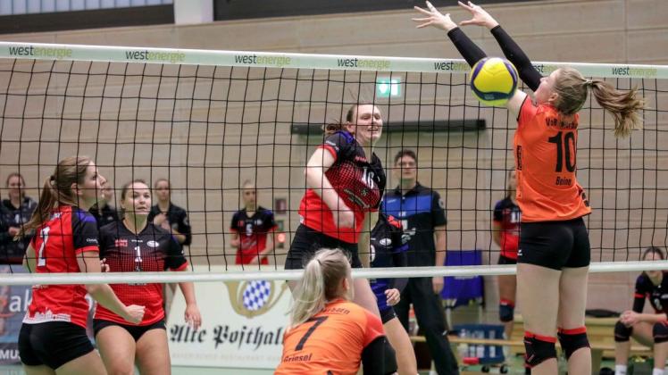 Zu oft unkonzentriert im Abschluss, anders als hier Jolina Tönsing (Nr. 16), agierte der VCO gegen Paderborn. Zu oft unkonzentriert im Abschluss, anders als hier Jolina Tönsing (Nr. 16), agierte der VCO gegen Paderborn.