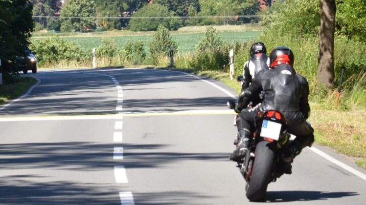 Die kurvenreiche Strecke der L 87 zwischen Engter und Evinghausen ist bei Motorradfahrern besonders beliebt.