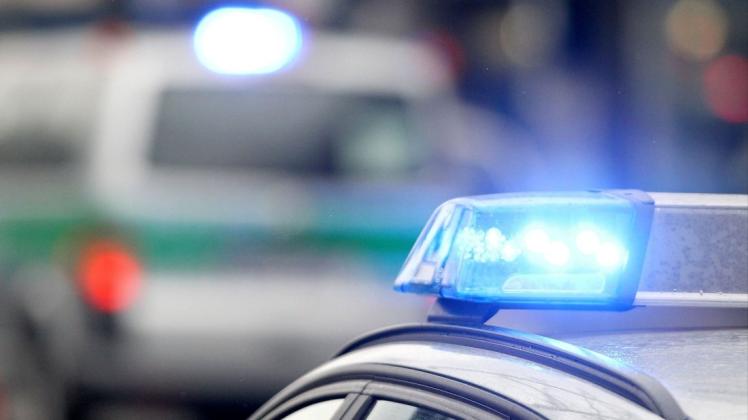 In Bersenbrück stieß ein Radfahrer mit einem Kleinbus zusammen, teilt die Polizei mit.