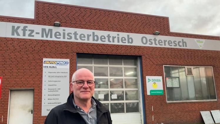 Nach mehr als 30 Jahren schließt Gerhard Osteresch seine Autowerkstatt im Dersumer Ortsteil Neudersum.