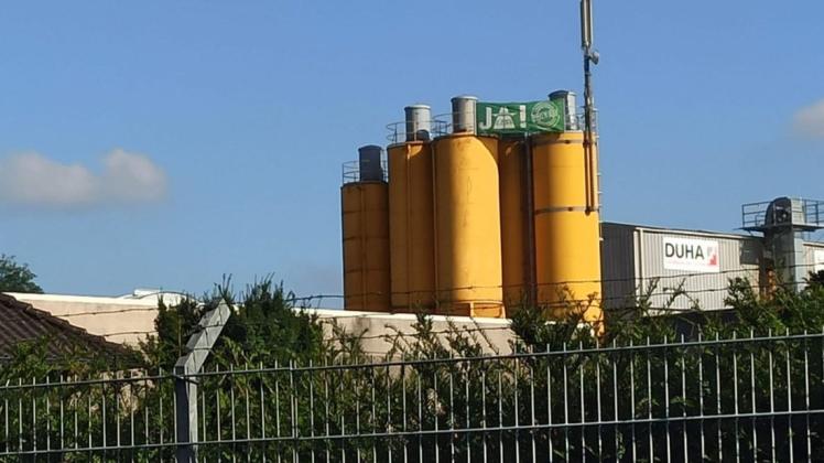 Das Unternehmen DUHA aus Haselünne hatte im Oktober 2021 Insolvenz angemeldet. Um den Betrieb zu retten, wurde ein Investor gesucht - und gefunden. Das Unternehmen DUHA aus Haselünne hatte im Oktober 2021 Insolvenz angemeldet. Um den Betrieb zu retten, wurde ein Investor gesucht - und gefunden.