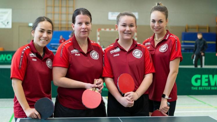 Das erste Frauenteam der SV Oldendorf mit (von links): Niina Shiiba, Maren Henke, Amy Judge und Gina Henschen hätte am Wochenende noch spielen können, hat sich aber dagegen entschieden.