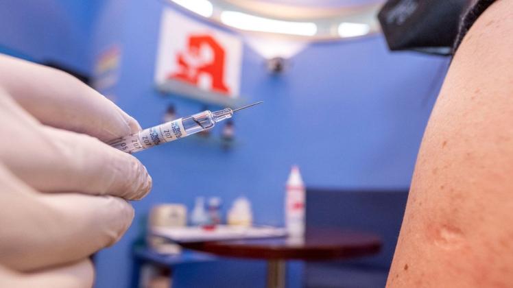 Gegen Grippe kann man sich bereits in einigen niedersächsischen Apotheken impfen lassen. Womöglich sollen Apotheker auch bald gegen Corona impfen dürfen. (Symbolfoto)