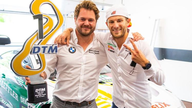 Teammanager Niclas Königbauer (links) und Fahrer Marco Wittmann feiern den DTM-Sieg des Meller Teams Walkenhorst Motorsport in Zolder. Teammanager Niclas Königbauer (links) und Fahrer Marco Wittmann feiern den DTM-Sieg des Meller Teams Walkenhorst Motorsport in Zolder.