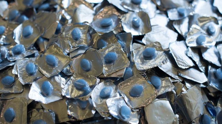 Hilft der in Viagra enthaltene Wirkstoff Sildenafil nicht nur bei der Potenzsteigerung, sondern auch gegen Alzheimer? Hilft der in Viagra enthaltene Wirkstoff Sildenafil nicht nur bei der Potenzsteigerung, sondern auch gegen Alzheimer?