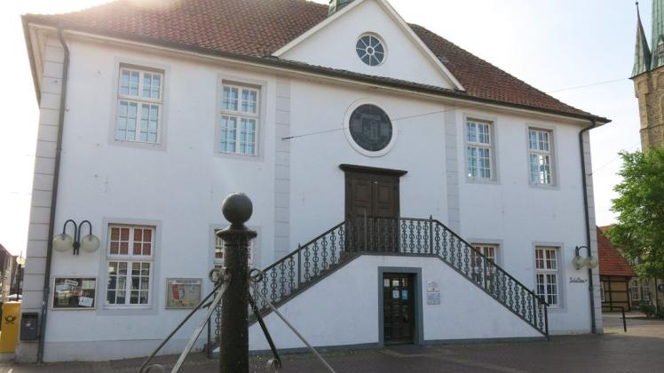 Das Fundament des Alten Rathauses in Fürstenau muss stabilisiert werden. Seit 2018 ist es für Vereine aus Sicherheitsgründen gesperrt.